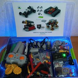 (MOC 000) iConSmart – Персональне ательє конструкторів системи LEGO