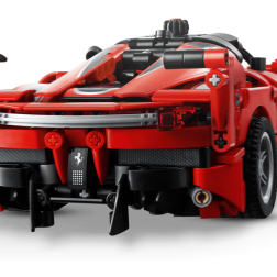 LEGO Technic Ferrari FXX K 42212 – легендарний гіперкар Ferrari
