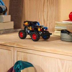 LEGO Monster Jam Grave Digger Fire & Ice (42219)